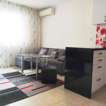 Modern Apartment In Burgas Extérieur photo